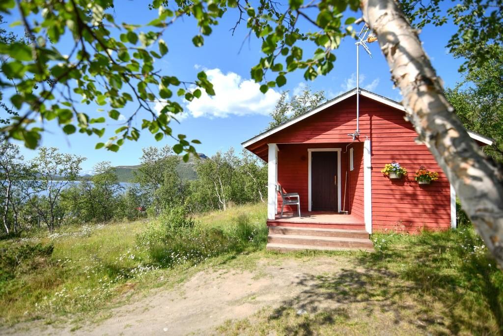 Комплексы для отдыха с коттеджами/бунгало Kilpisjärven Retkeilykeskus Cottages Кильписъярви